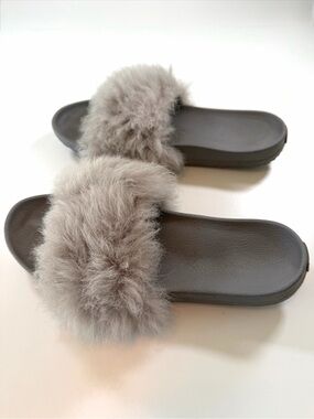 UGG Royale Seal Gray Sheepskin Slide Slippers Women’s 11 EU 42 Fluffy Fur